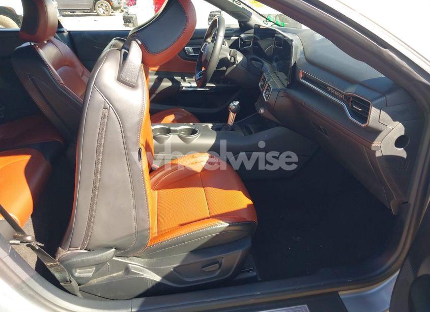 Photo 5 of 2024 Ford Mustang ECOBOOST PREMIUM (VIN 1FAGP8UH2R5112944)