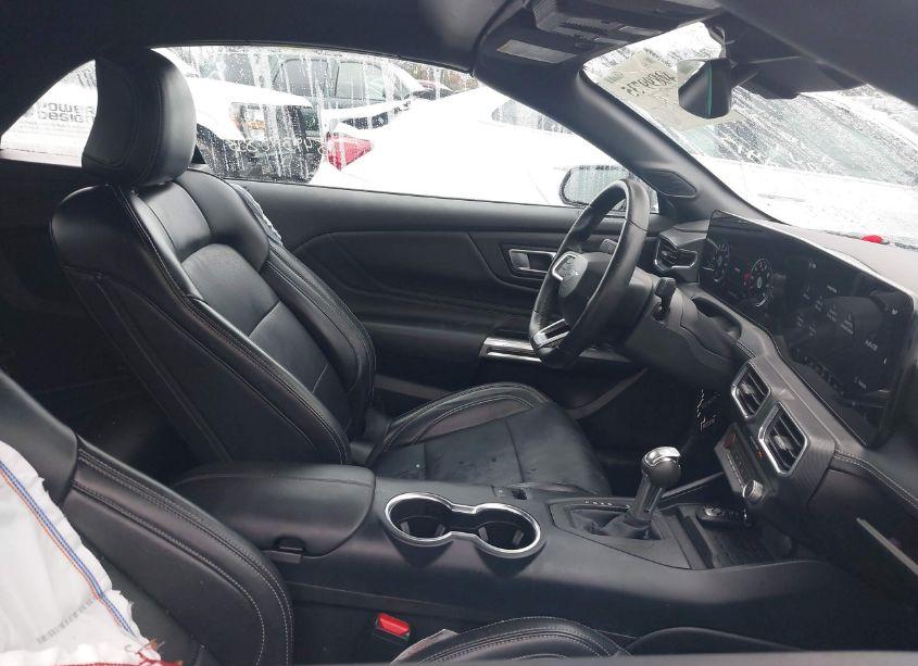 Photo 5 of 2024 Ford Mustang ECOBOOST PREMIUM (VIN 1FAGP8UH2R5124415)
