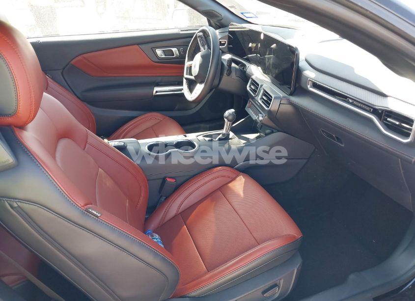 Photo 5 of 2025 Ford Mustang ECOBOOST PREMIUM (VIN 1FAGP8UH3S5105331)