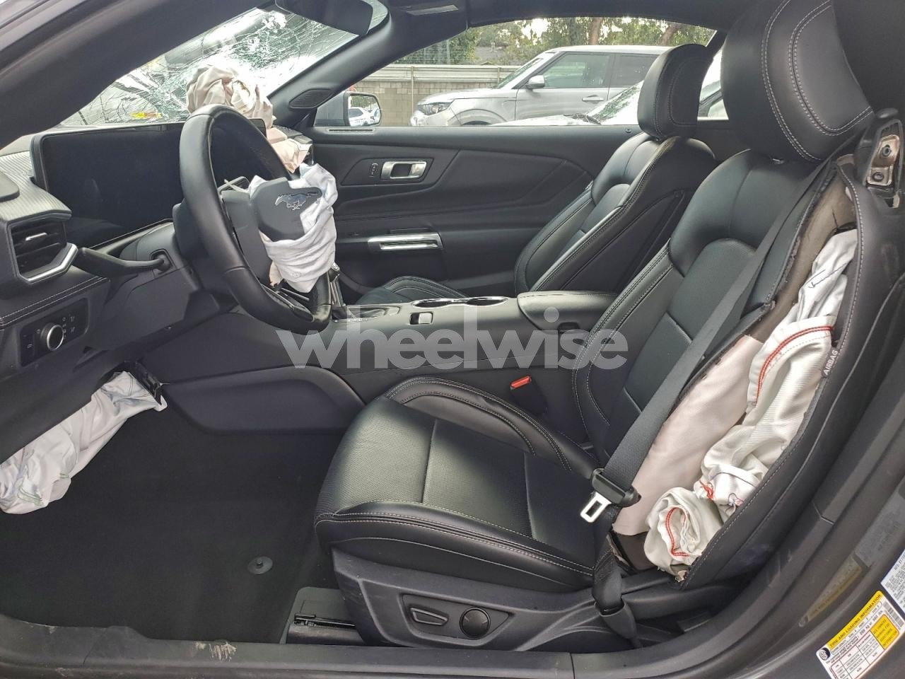 Photo 7 of 2025 FORD MUSTANG (VIN 1FAGP8UH3S5120752)