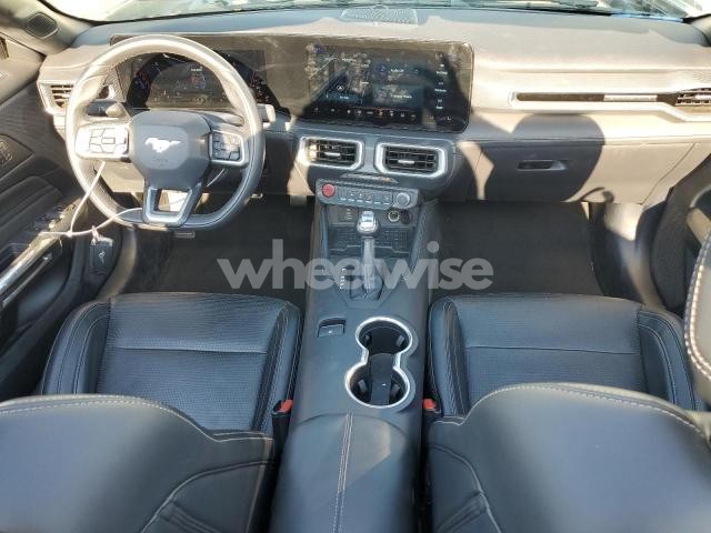 Photo 4 of 2024 FORD MUSTANG (VIN 1FAGP8UH5R5118172)