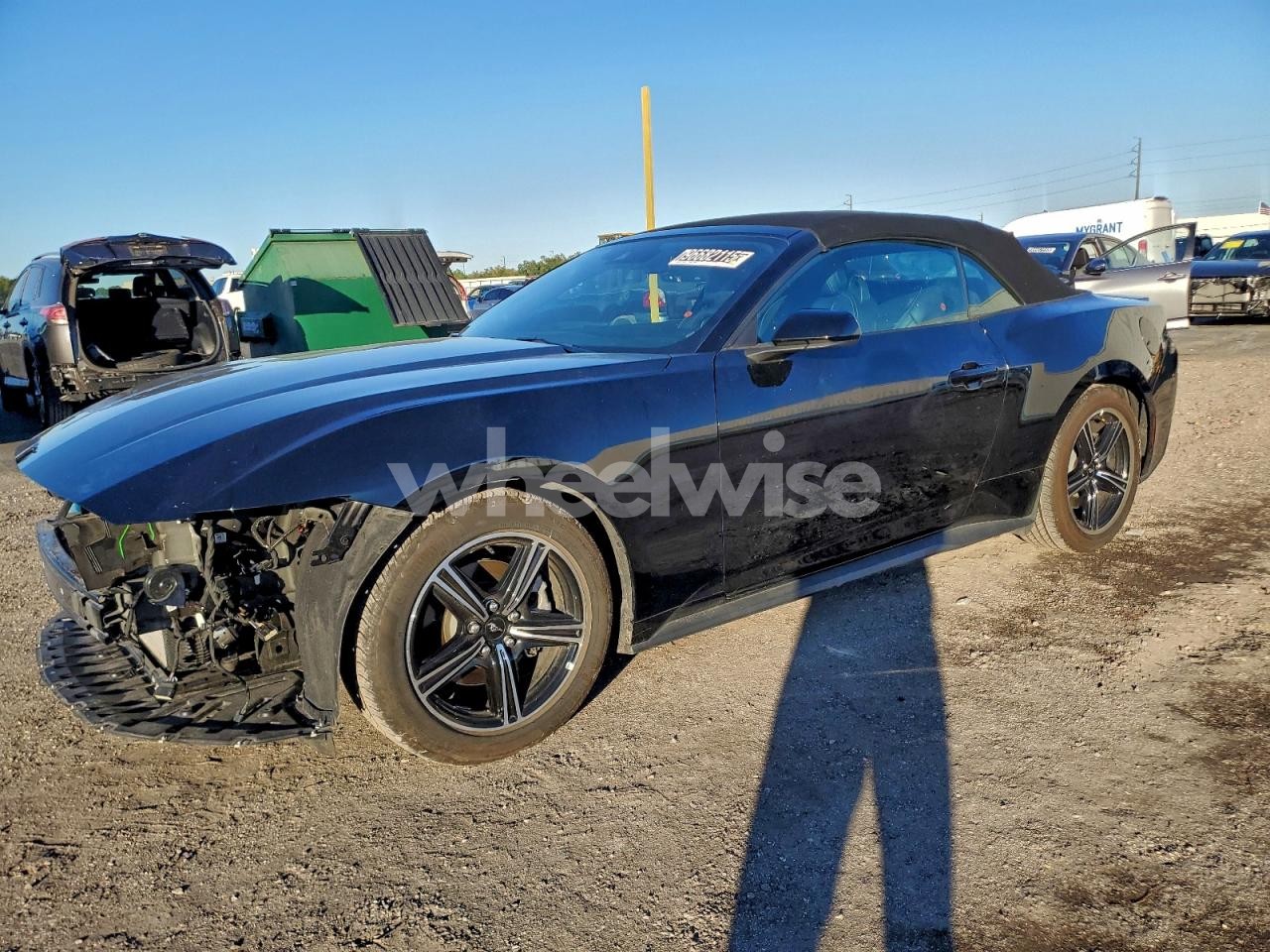 2025 FORD MUSTANG (VIN 1FAGP8UH5S5124074) main photo