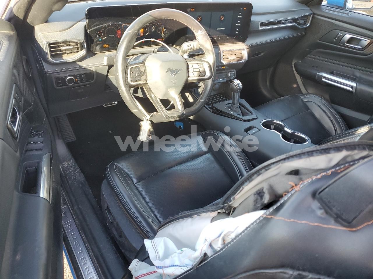 Photo 8 of 2024 FORD MUSTANG (VIN 1FAGP8UH6R5137569)