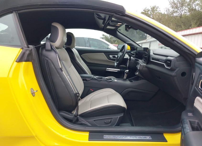 Photo 5 of 2024 Ford Mustang ECOBOOST PREMIUM (VIN 1FAGP8UH9R5123049)