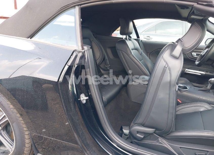 Photo 8 of 2025 Ford Mustang ECOBOOST PREMIUM (VIN 1FAGP8UH9S5105110)