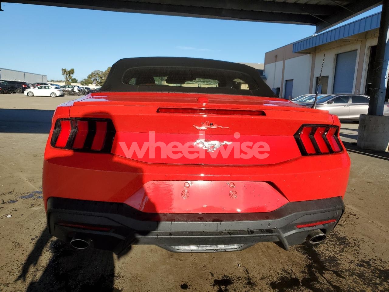 Photo 6 of 2025 FORD MUSTANG (VIN 1FAGP8UHXS5118125)