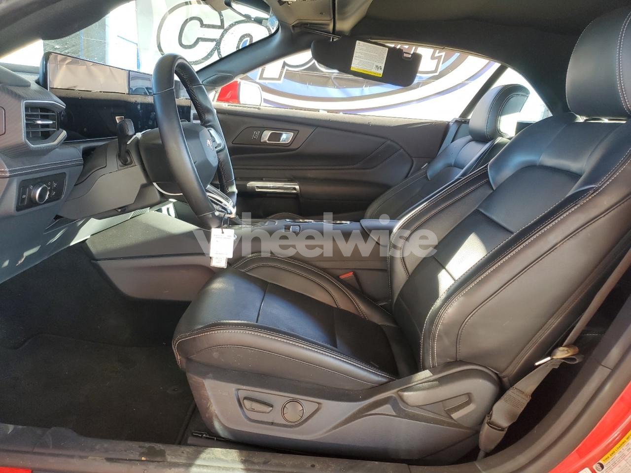 Photo 7 of 2025 FORD MUSTANG (VIN 1FAGP8UHXS5118125)