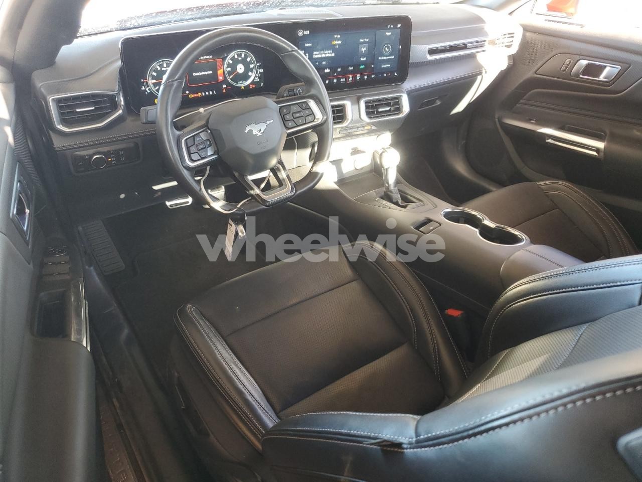 Photo 8 of 2025 FORD MUSTANG (VIN 1FAGP8UHXS5118125)