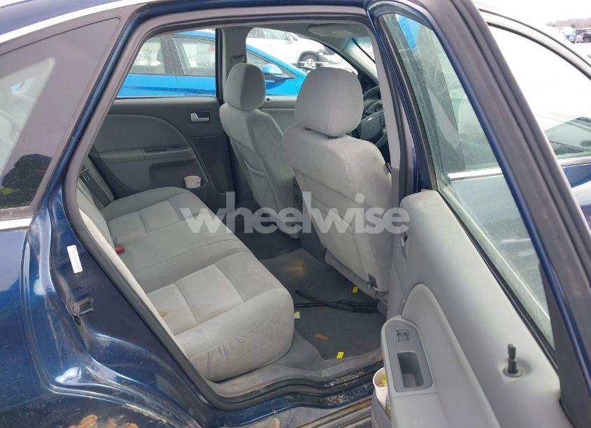 Photo 8 of 2007 Ford Five HUNDRED SEL (VIN 1FAHP24117G124928)