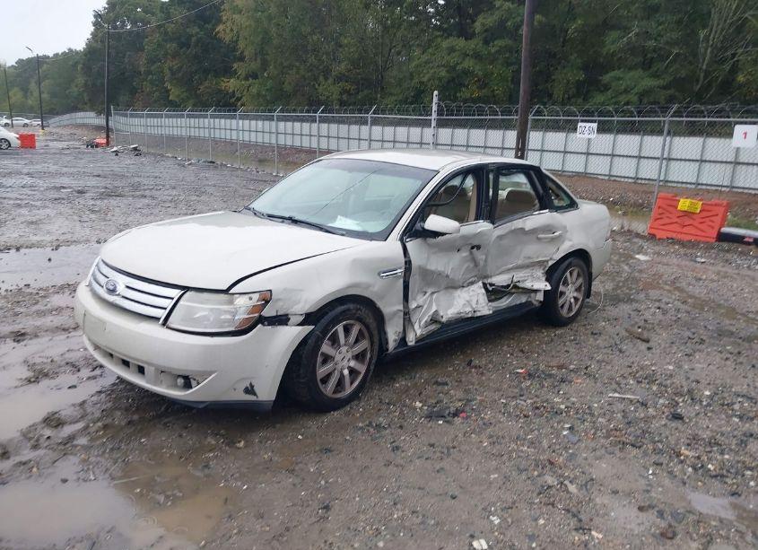 Photo 2 of 2008 Ford Taurus SEL (VIN 1FAHP24W68G124808)