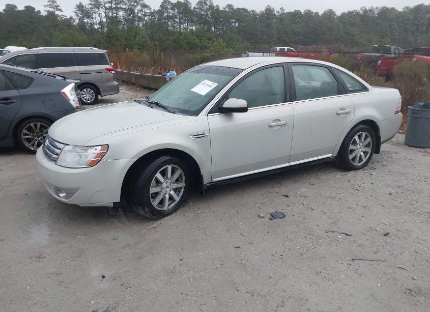 Photo 2 of 2008 Ford Taurus SEL (VIN 1FAHP24WX8G161778)