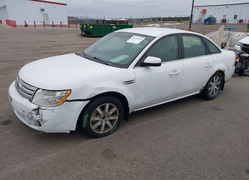 Photo 2 of 2008 Ford Taurus SEL (VIN 1FAHP24WX8G185952)