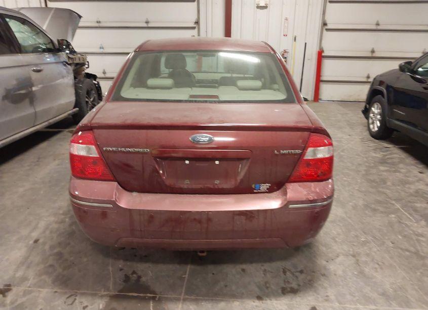 Photo 6 of 2005 Ford Five HUNDRED LIMITED (VIN 1FAHP25105G182413)