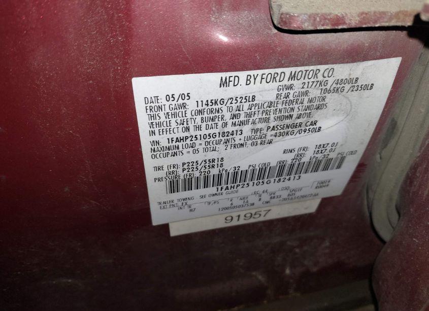 Photo 9 of 2005 Ford Five HUNDRED LIMITED (VIN 1FAHP25105G182413)