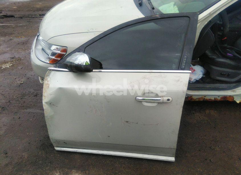 Photo 11 of 2008 Ford Taurus LIMITED (VIN 1FAHP25W18G121135)