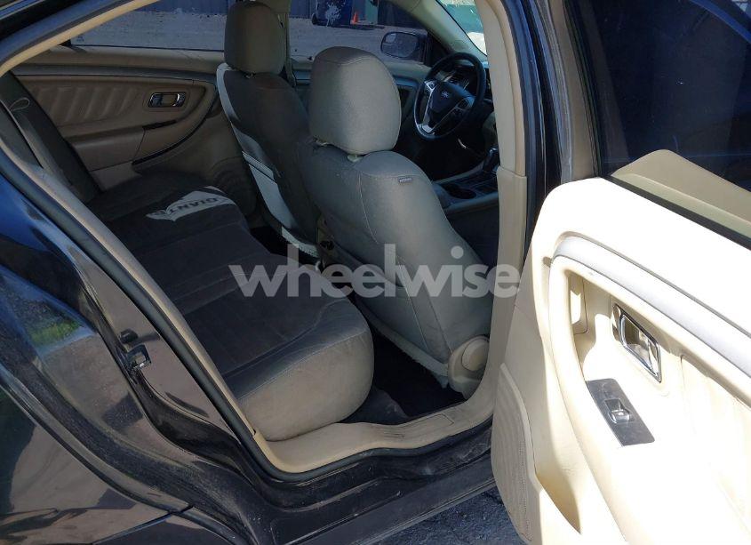 Photo 8 of 2014 Ford Taurus SE (VIN 1FAHP2D80EG156697)