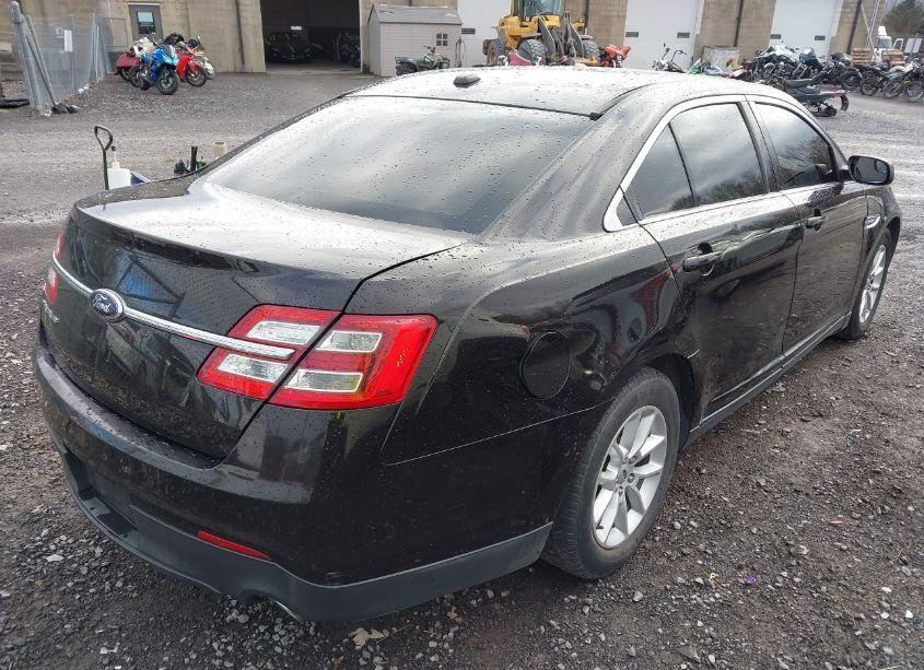 Photo 4 of 2014 Ford Taurus SE (VIN 1FAHP2D80EG161267)