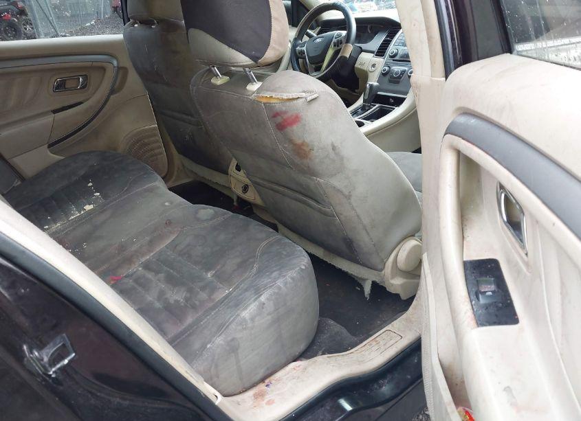 Photo 8 of 2014 Ford Taurus SE (VIN 1FAHP2D80EG161267)