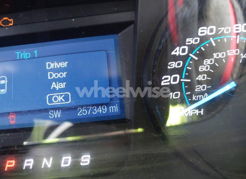 Photo 15 of 2015 Ford Taurus SE (VIN 1FAHP2D80FG150996)