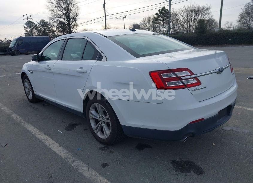 Photo 3 of 2015 Ford Taurus SE (VIN 1FAHP2D80FG150996)