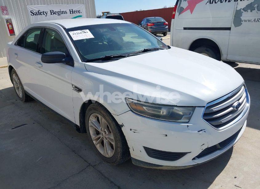 Photo 6 of 2015 Ford Taurus SE (VIN 1FAHP2D80FG167765)