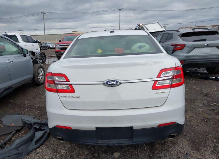 Photo 17 of 2015 Ford Taurus SE (VIN 1FAHP2D80FG199874)