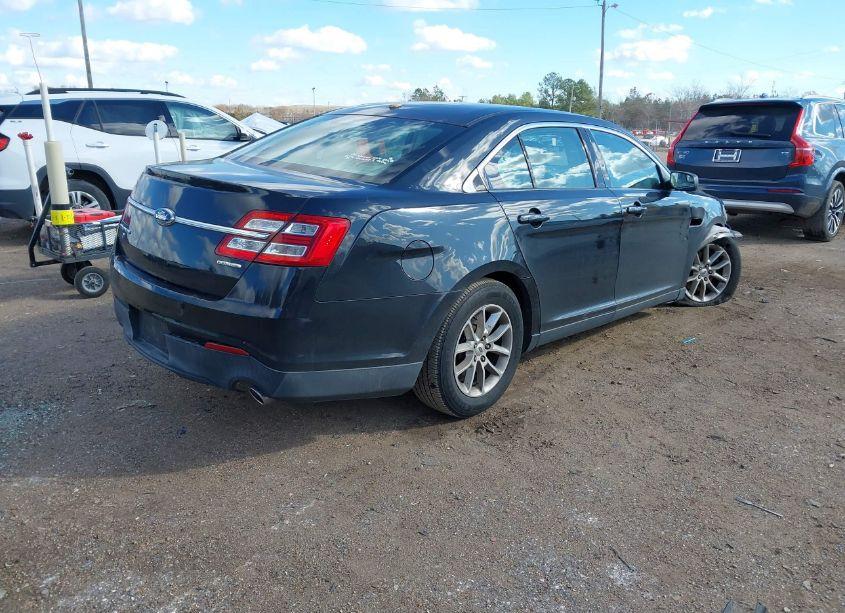 Photo 4 of 2014 Ford Taurus SE (VIN 1FAHP2D81EG118086)
