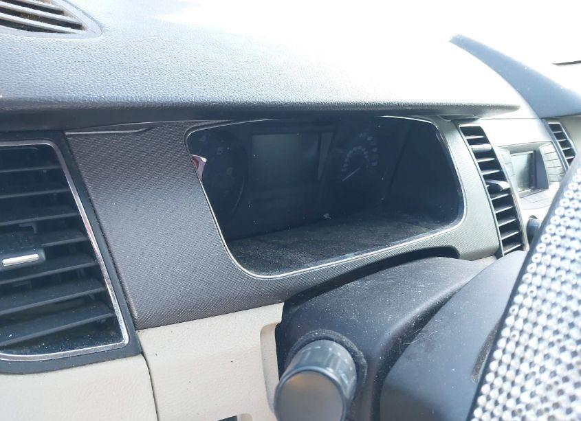 Photo 7 of 2014 Ford Taurus SE (VIN 1FAHP2D81EG143554)