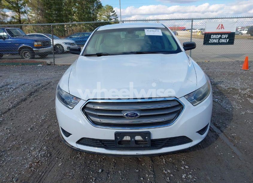 Photo 12 of 2015 Ford Taurus SE (VIN 1FAHP2D81FG122723)