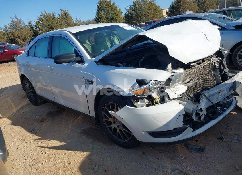 2015 Ford Taurus SE (VIN 1FAHP2D81FG142373) main photo