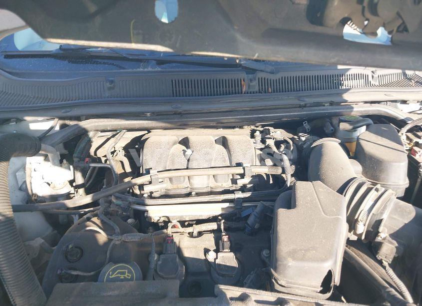 Photo 10 of 2015 Ford Taurus SE (VIN 1FAHP2D81FG142373)