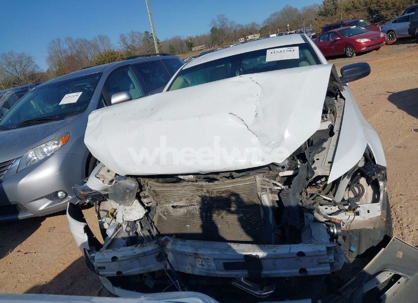 Photo 12 of 2015 Ford Taurus SE (VIN 1FAHP2D81FG142373)