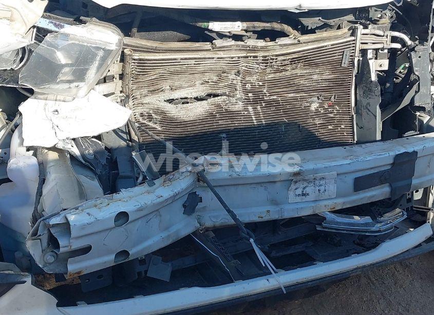 Photo 18 of 2015 Ford Taurus SE (VIN 1FAHP2D81FG142373)