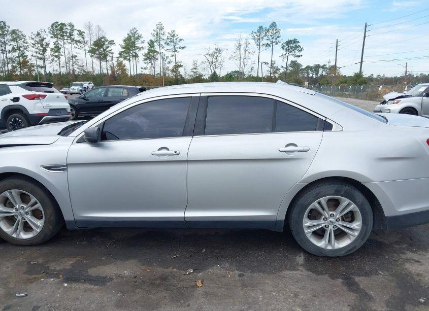 Photo 14 of 2015 Ford Taurus SE (VIN 1FAHP2D81FG180508)