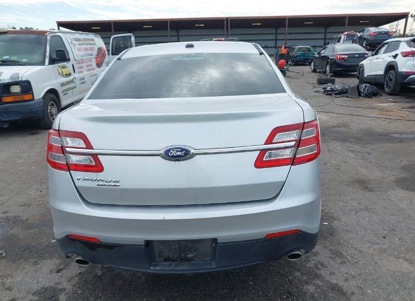 Photo 16 of 2015 Ford Taurus SE (VIN 1FAHP2D81FG180508)