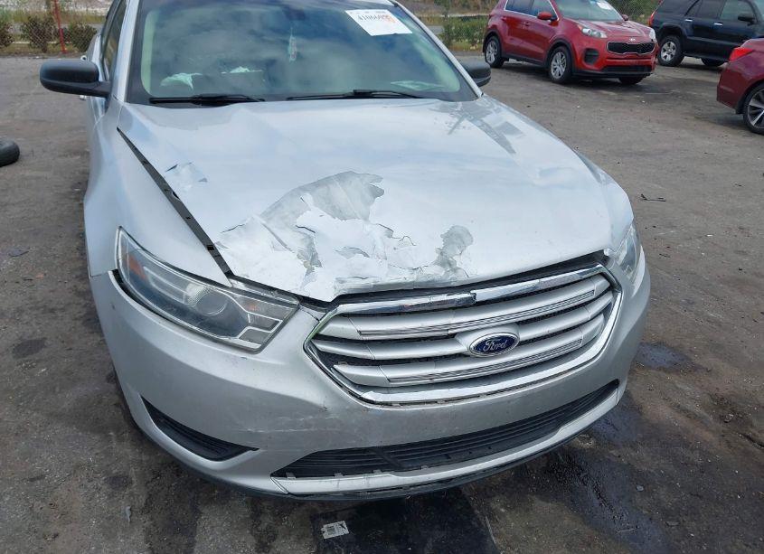 Photo 6 of 2015 Ford Taurus SE (VIN 1FAHP2D81FG180508)