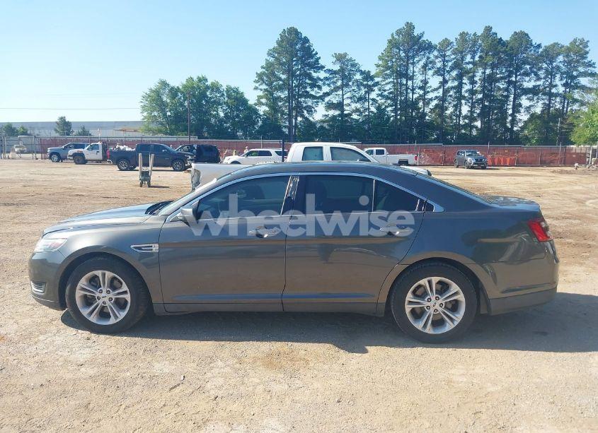 Photo 14 of 2017 Ford Taurus SE (VIN 1FAHP2D81HG110235)