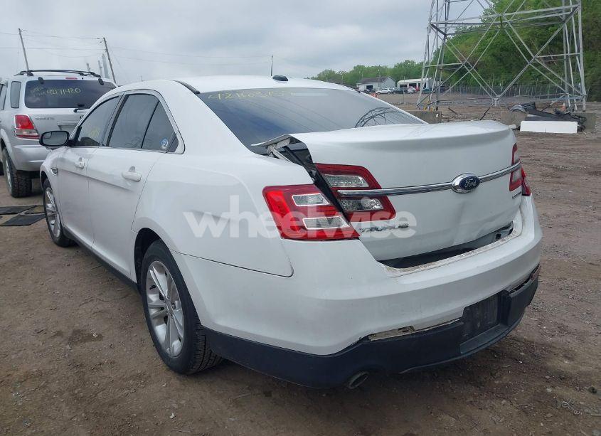 Photo 3 of 2017 Ford Taurus SE (VIN 1FAHP2D81HG110719)