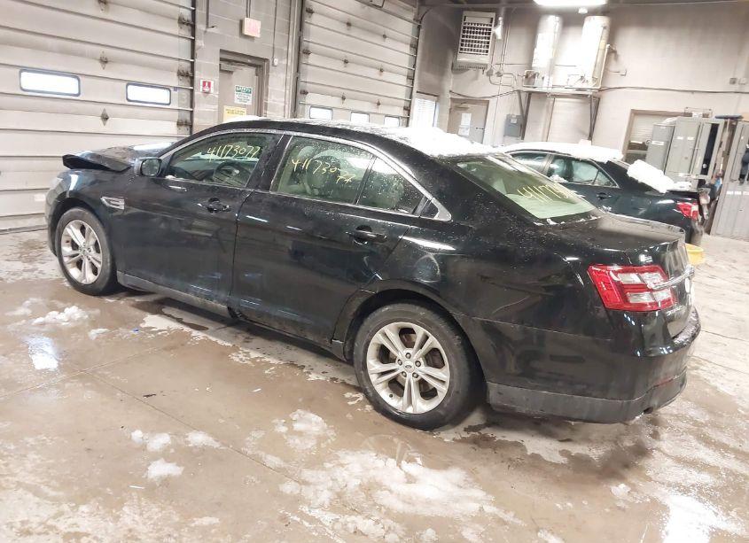 Photo 3 of 2017 Ford Taurus SE (VIN 1FAHP2D81HG117346)