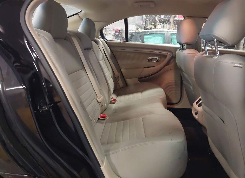 Photo 8 of 2017 Ford Taurus SE (VIN 1FAHP2D81HG117346)