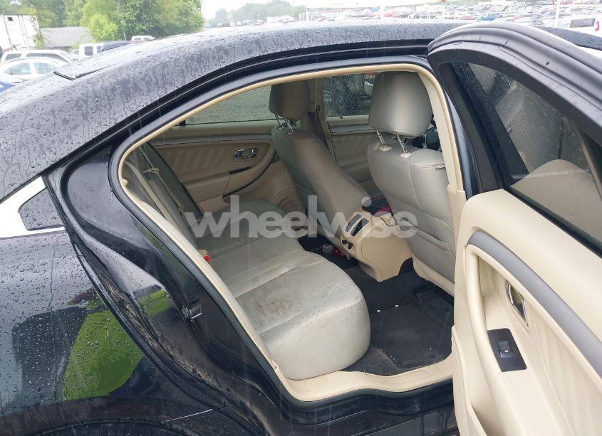 Photo 8 of 2017 Ford Taurus SE (VIN 1FAHP2D81HG119792)