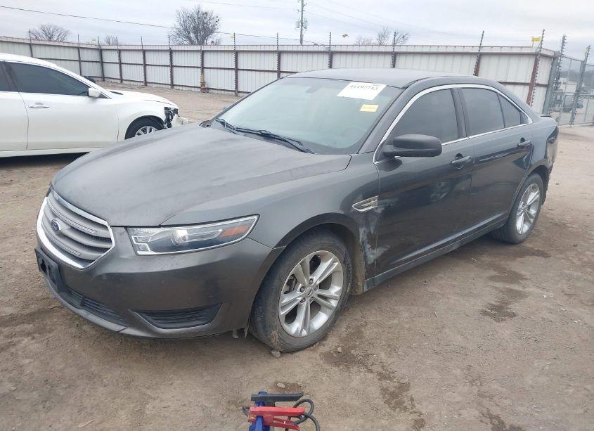 Photo 2 of 2017 Ford Taurus SE (VIN 1FAHP2D81HG129254)