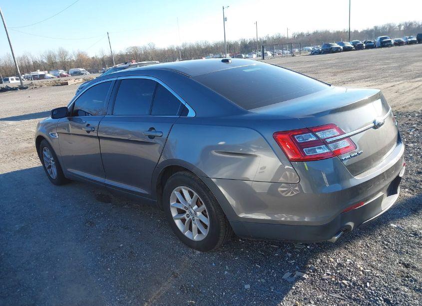 Photo 3 of 2013 Ford Taurus SE (VIN 1FAHP2D82DG112845)
