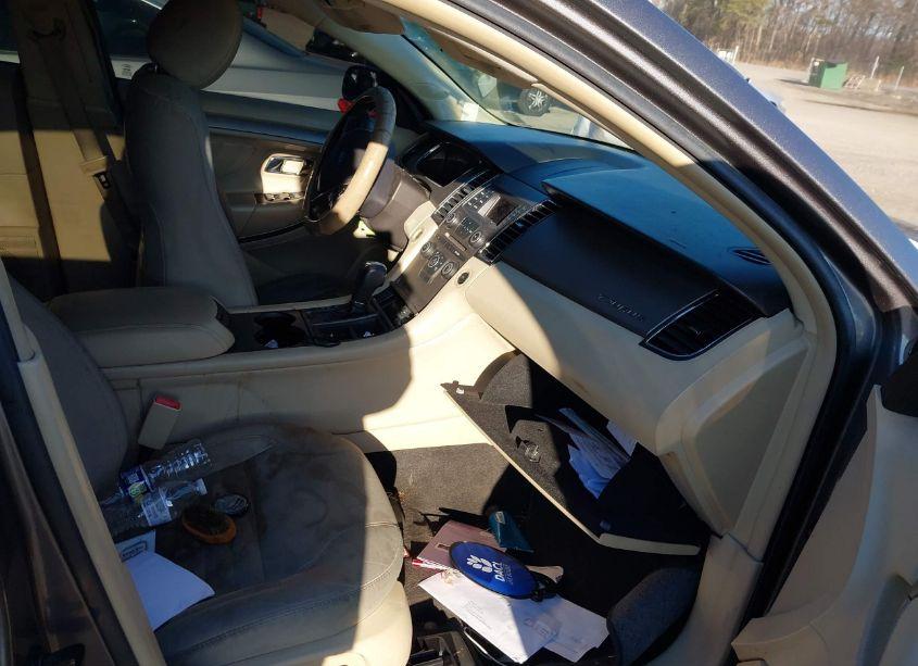 Photo 5 of 2013 Ford Taurus SE (VIN 1FAHP2D82DG112845)