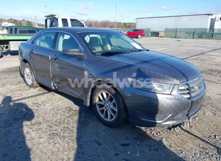 2013 Ford Taurus SE (VIN 1FAHP2D82DG213755) main photo