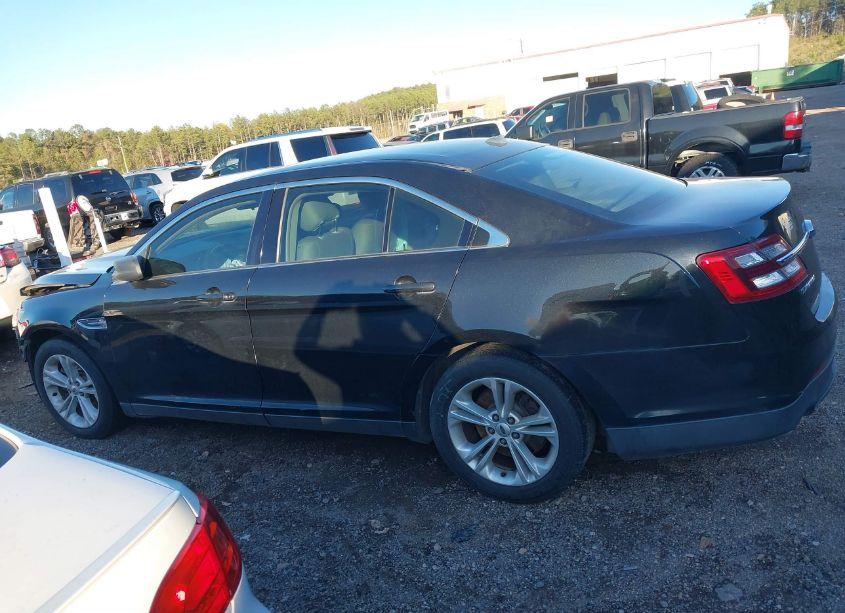 Photo 13 of 2015 Ford Taurus SE (VIN 1FAHP2D82FG159389)