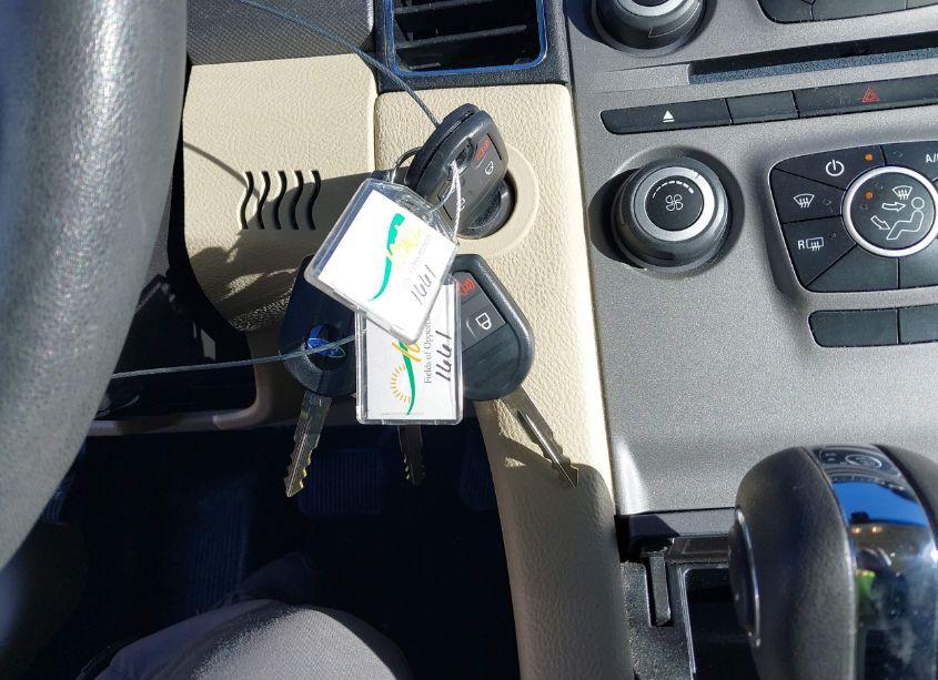 Photo 11 of 2016 Ford Taurus SE (VIN 1FAHP2D82GG128256)