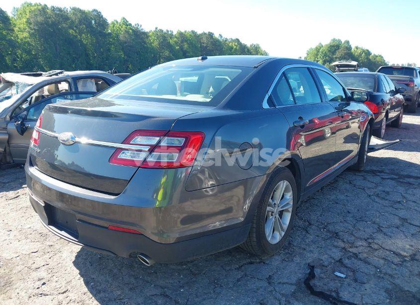 Photo 4 of 2019 Ford Taurus SE (VIN 1FAHP2D82KG117511)