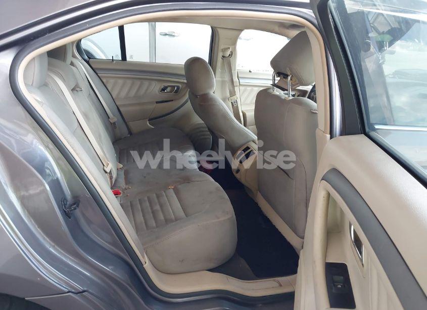 Photo 8 of 2014 Ford Taurus SE (VIN 1FAHP2D83EG141367)