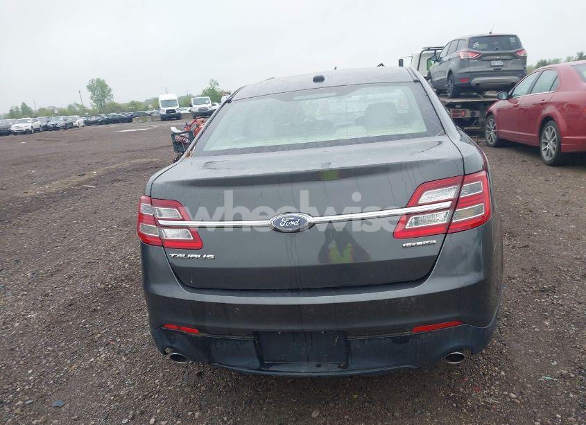 Photo 16 of 2016 Ford Taurus SE (VIN 1FAHP2D83GG155059)